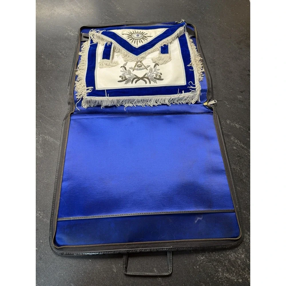 Vintage‎ Masonic Worshipful Master Apron Case Set Nikolai Vasilevsky 1975